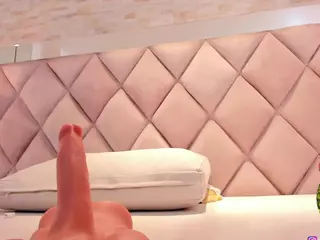 Celene-Midnight's Live Sex Cam Show
