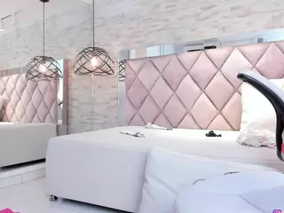 Celene-Midnight's Live Sex Cam Show