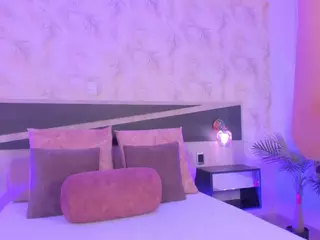 Keira Corleone's Live Sex Cam Show
