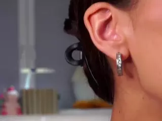SheenaClose's Live Sex Cam Show