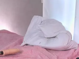 MelanieRobert's Live Sex Cam Show