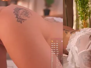 Elizabeth and Ember's Live Sex Cam Show