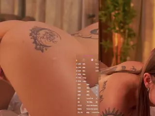 Elizabeth and Ember's Live Sex Cam Show