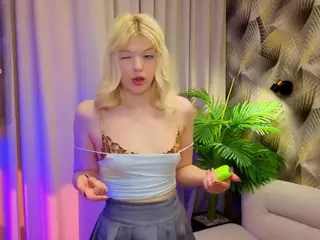 Liya's Live Sex Cam Show