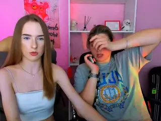 doll-vey's Live Sex Cam Show