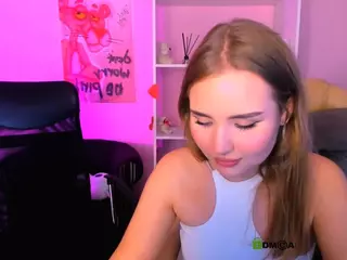 doll-vey's Live Sex Cam Show