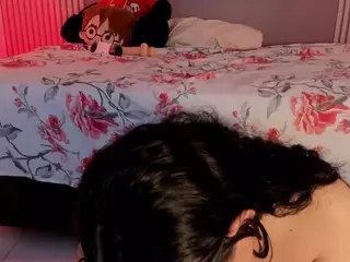 sarascoot's Live Sex Cam Show