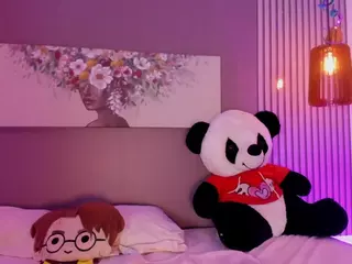 sarascoot's Live Sex Cam Show