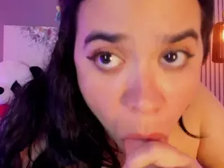 sarascoot's Live Sex Cam Show