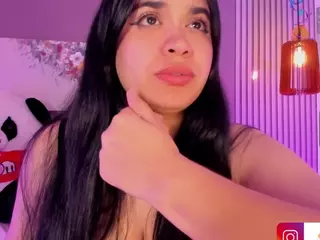 sarascoot's Live Sex Cam Show