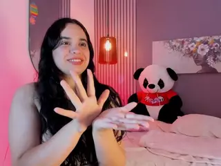 sarascoot's Live Sex Cam Show