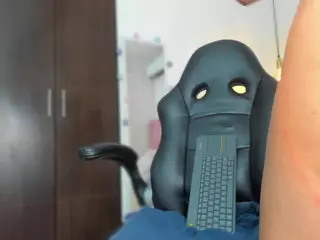 Sarasoph's Live Sex Cam Show