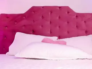 Sarasoph's Live Sex Cam Show
