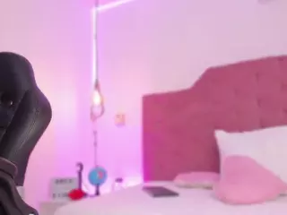 Sarasoph's Live Sex Cam Show