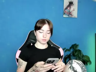 SweetsAlma's Live Sex Cam Show