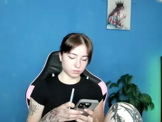 SweetsAlma's Live Sex Cam Show