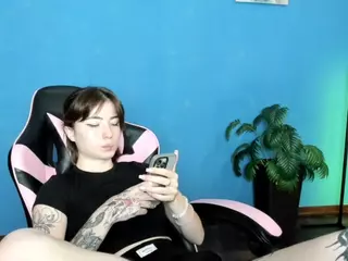 SweetsAlma's Live Sex Cam Show