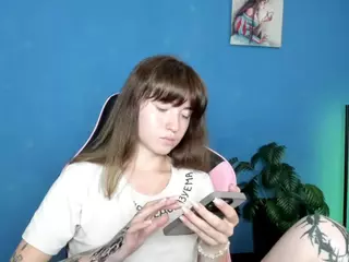 SweetsAlma's Live Sex Cam Show