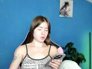 SweetsAlma's Live Sex Cam Show