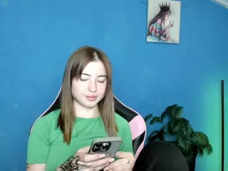 SweetsAlma's Live Sex Cam Show