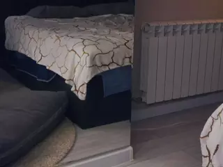 Thea's Live Sex Cam Show
