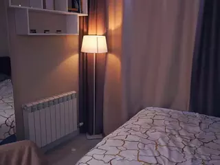Thea's Live Sex Cam Show