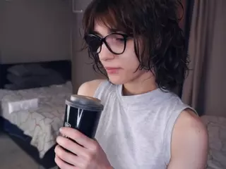 Thea's Live Sex Cam Show