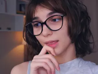 Thea's Live Sex Cam Show
