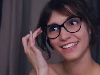 Thea's Live Sex Cam Show