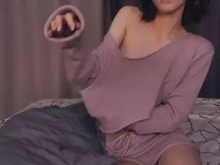 Thea's Live Sex Cam Show