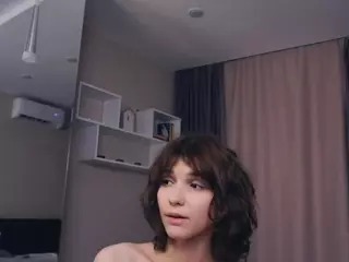 Thea's Live Sex Cam Show