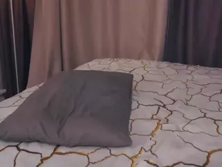 Thea's Live Sex Cam Show