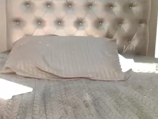 candy-happy18's Live Sex Cam Show