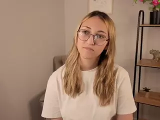 cheryl-johnson's Live Sex Cam Show