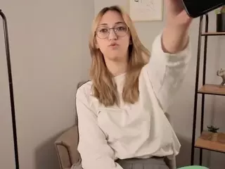 cheryl-johnson's Live Sex Cam Show