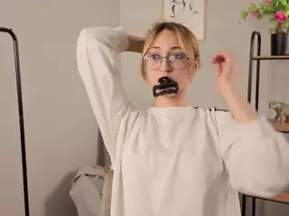 cheryl-johnson's Live Sex Cam Show