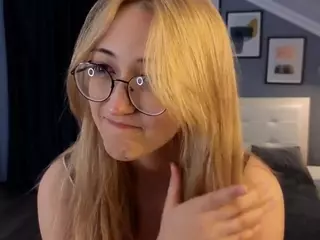 cheryl-johnson's Live Sex Cam Show