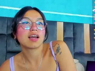 MadyJackson's Live Sex Cam Show