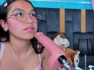 MadyJackson's Live Sex Cam Show