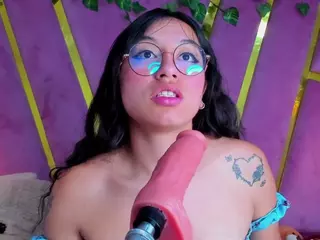 MadyJackson's Live Sex Cam Show