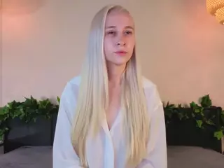 MaureenFinch's Live Sex Cam Show