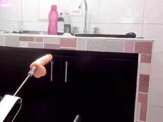 Franshesskaa's Live Sex Cam Show
