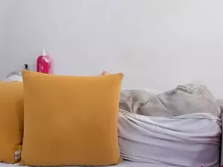 Franshesskaa's Live Sex Cam Show