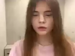 Karolina's Live Sex Cam Show