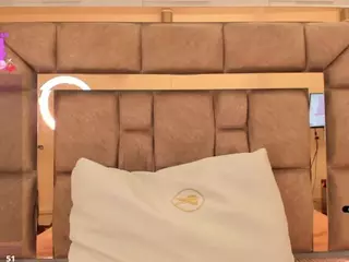 Lilian-Starfire's Live Sex Cam Show