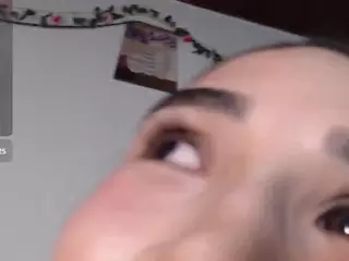 carmenvillalovos's Live Sex Cam Show