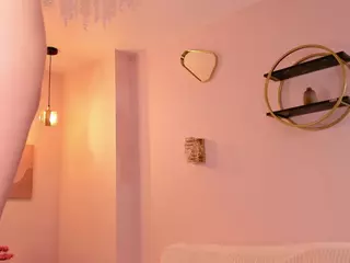 MaeBrowning's Live Sex Cam Show
