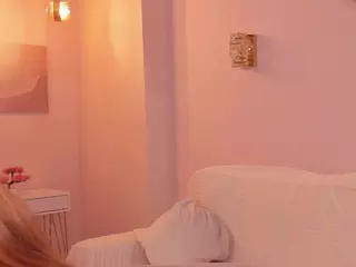 MaeBrowning's Live Sex Cam Show