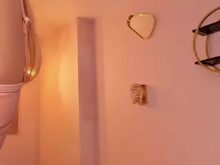 MaeBrowning's Live Sex Cam Show