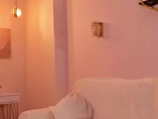 MaeBrowning's Live Sex Cam Show